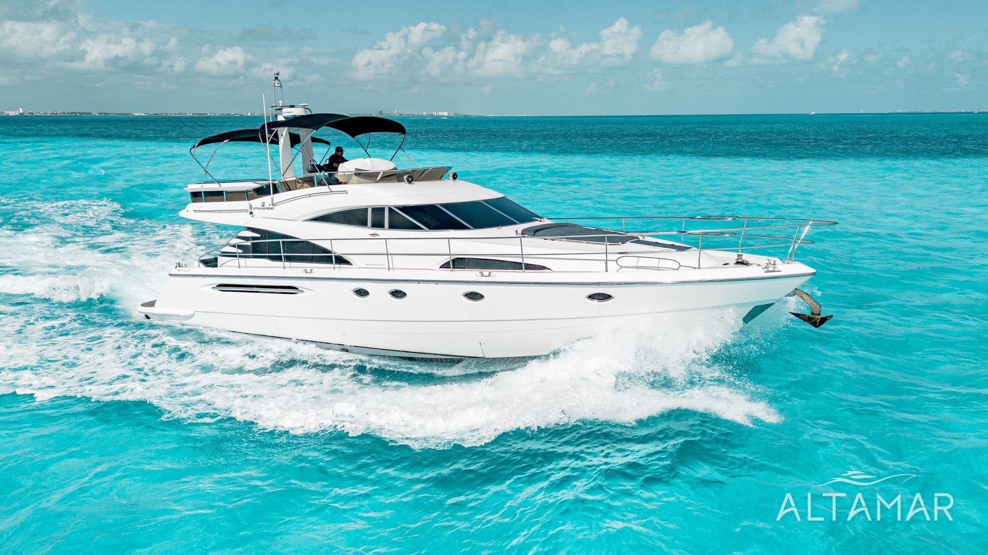 Belleza - 65 ft Fairline squadron — Mega Yachts Cancun