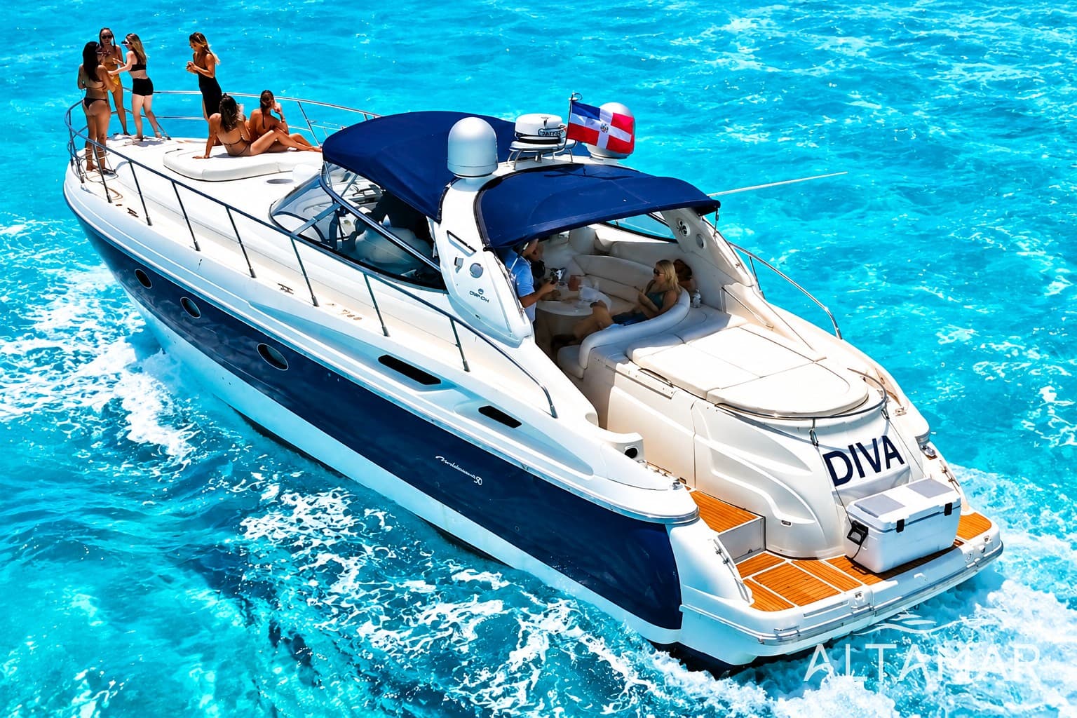Diva - 60 ft Cranchi — Mega Yachts Cancun
