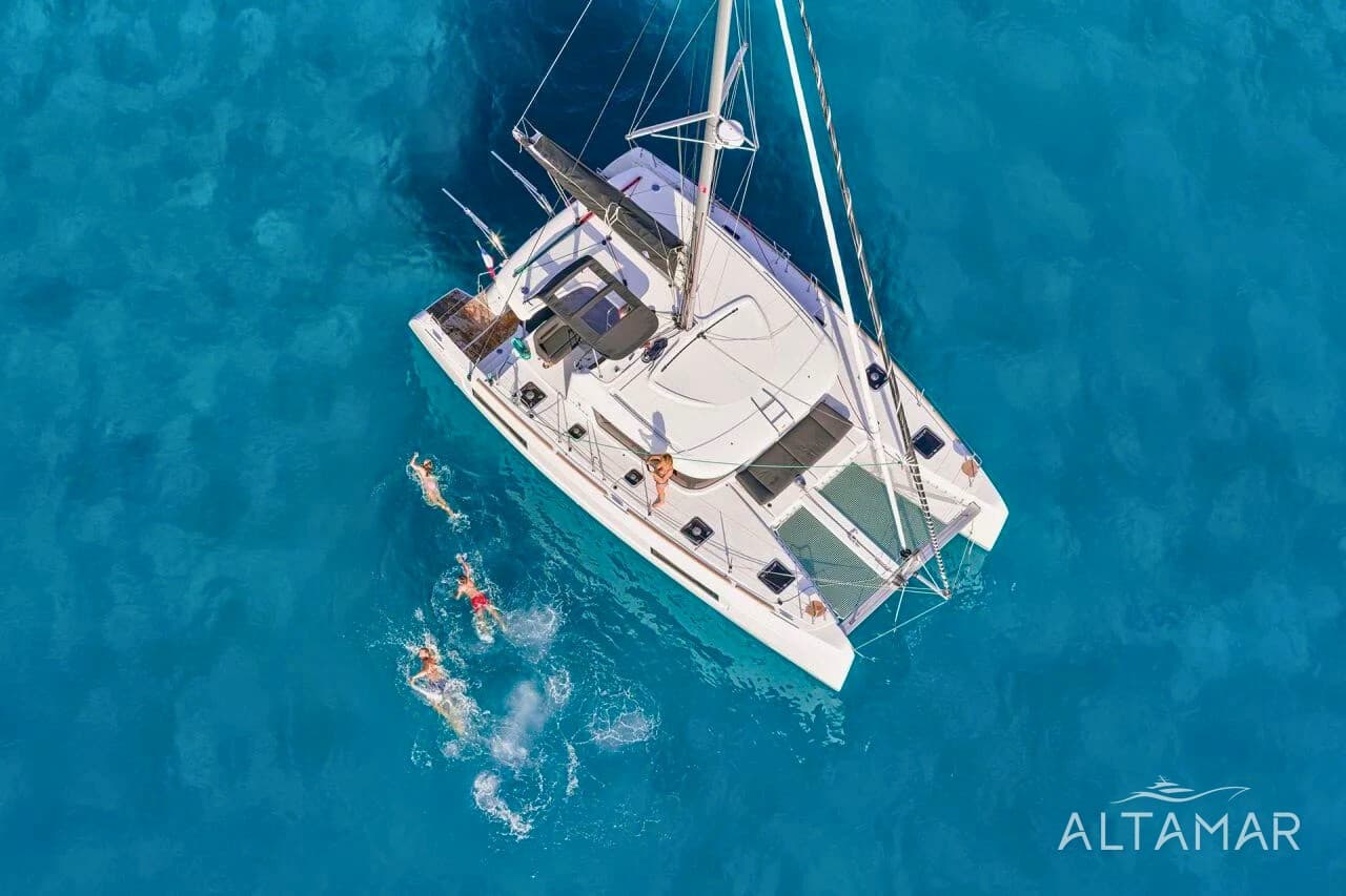 40 ft Lagoon Blue Iris — Catamarans Puerto Aventuras