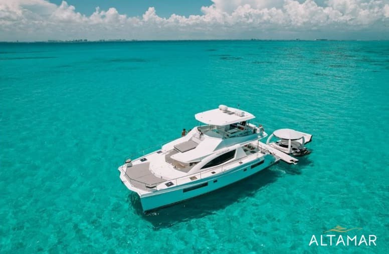 Leopard - 51 ft Catamaran — Catamarans Puerto Aventuras